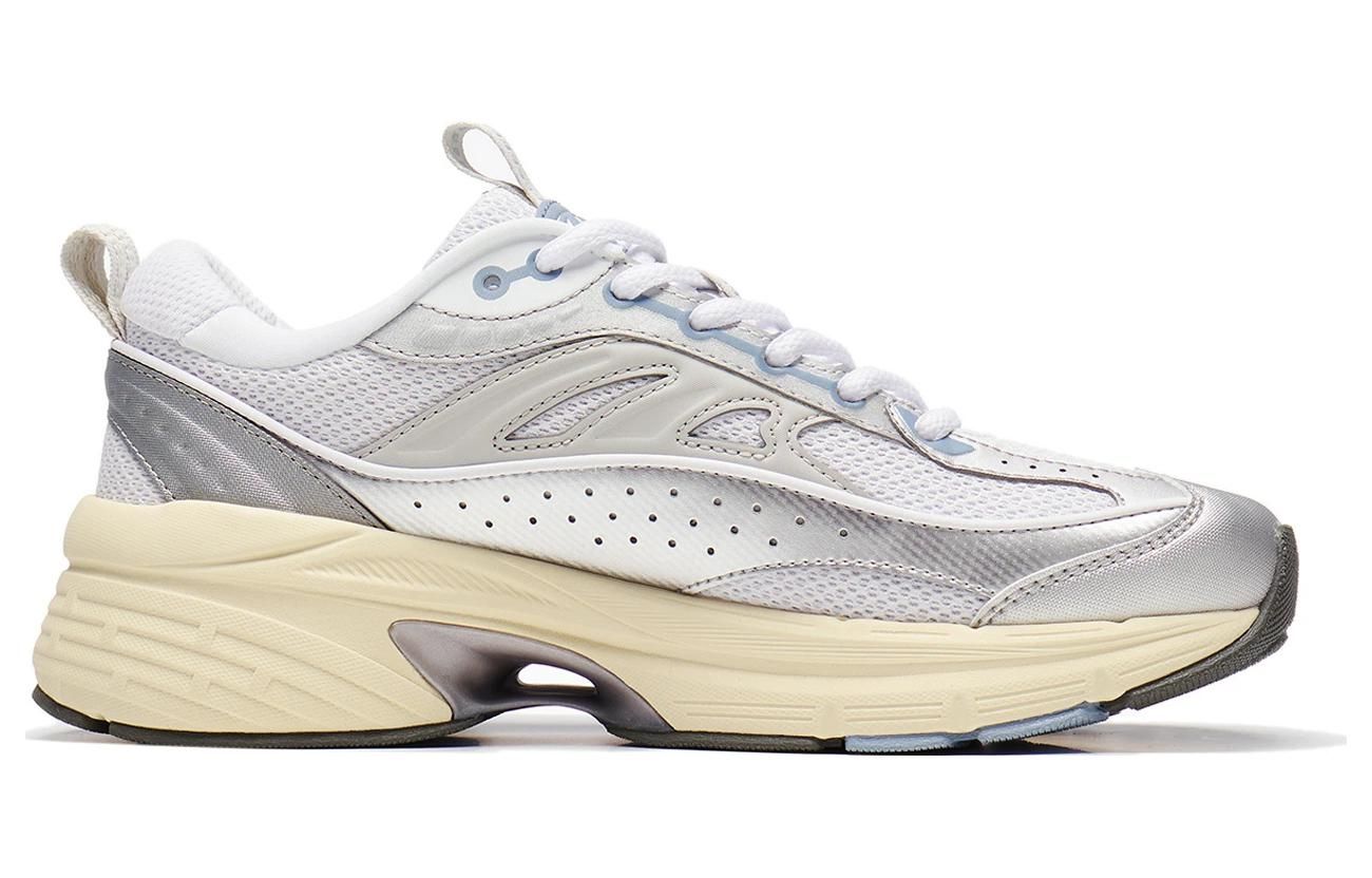 (WMNS) Li-Ning Starlit Lite 'White Silver Beige' AGCT236-2 sold by KicksCrew product image thumbnail 2