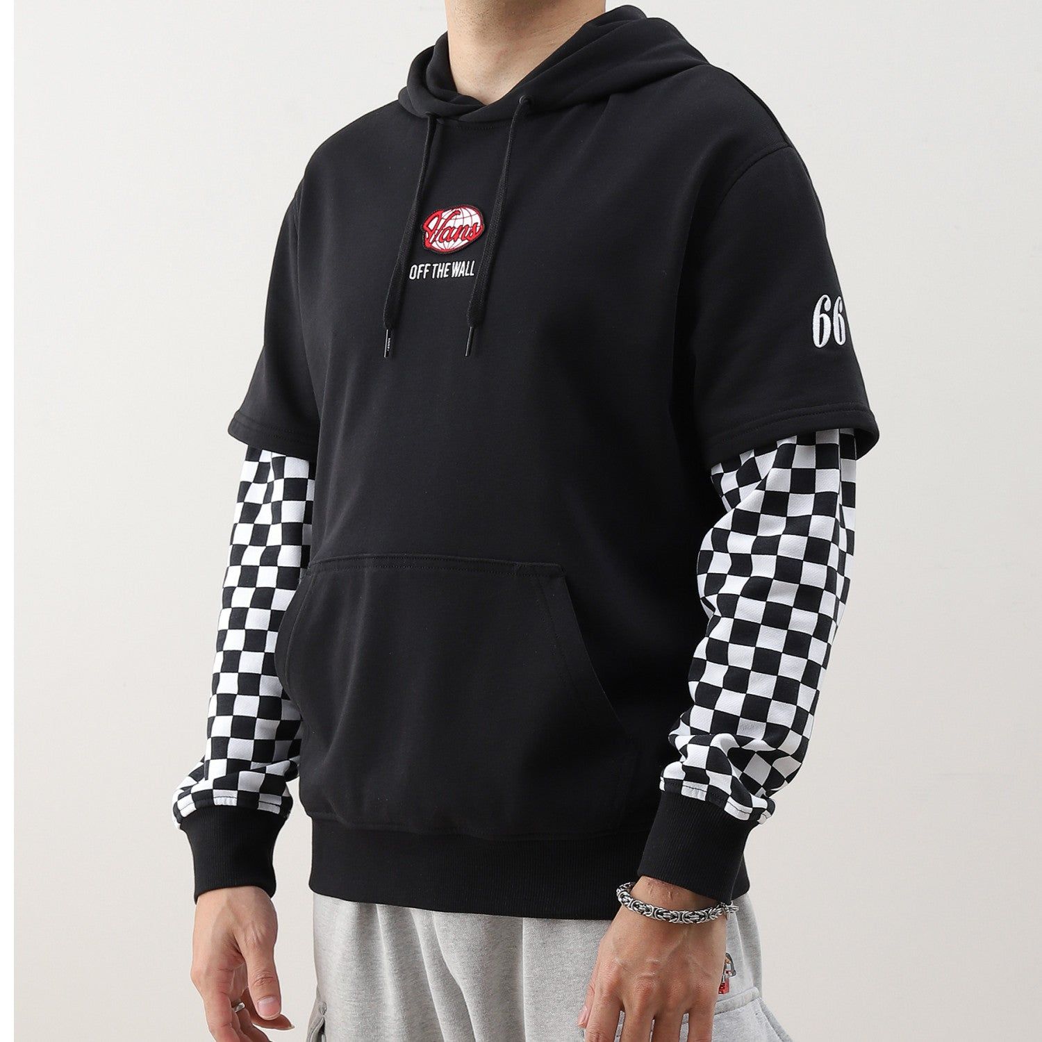 Vans Colorblock Checkerboard Hoodie 'Black' VN0A7Q13BLK sold by KicksCrew product image thumbnail 4