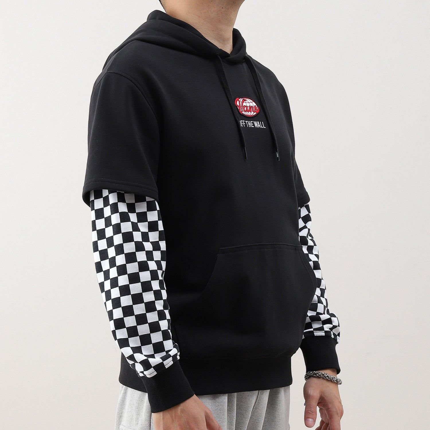 Vans Colorblock Checkerboard Hoodie 'Black' VN0A7Q13BLK sold by KicksCrew product image thumbnail 3