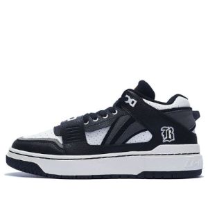 Li-Ning BadFive Rookie 'Black White' ABCS057-2 sold by KicksCrew