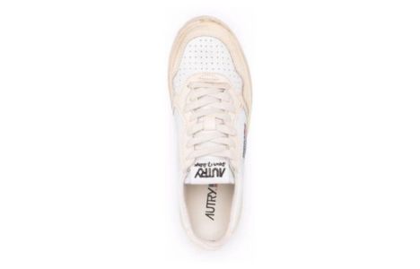 (WMNS) Autry Medalist Super Vintage Leather Low Sneakers 'White' AVLW-SV05 sold by KicksCrew