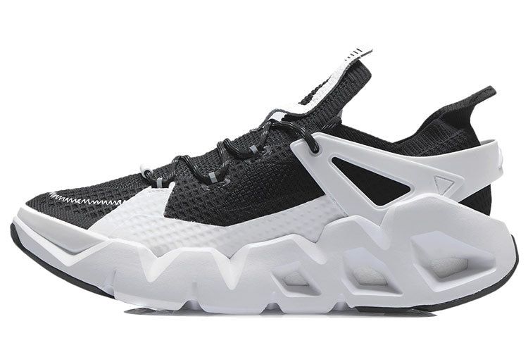 Li-Ning Essence 2.3 Delta 'Black White' AGBR045-1 sold by KicksCrew product image thumbnail 2