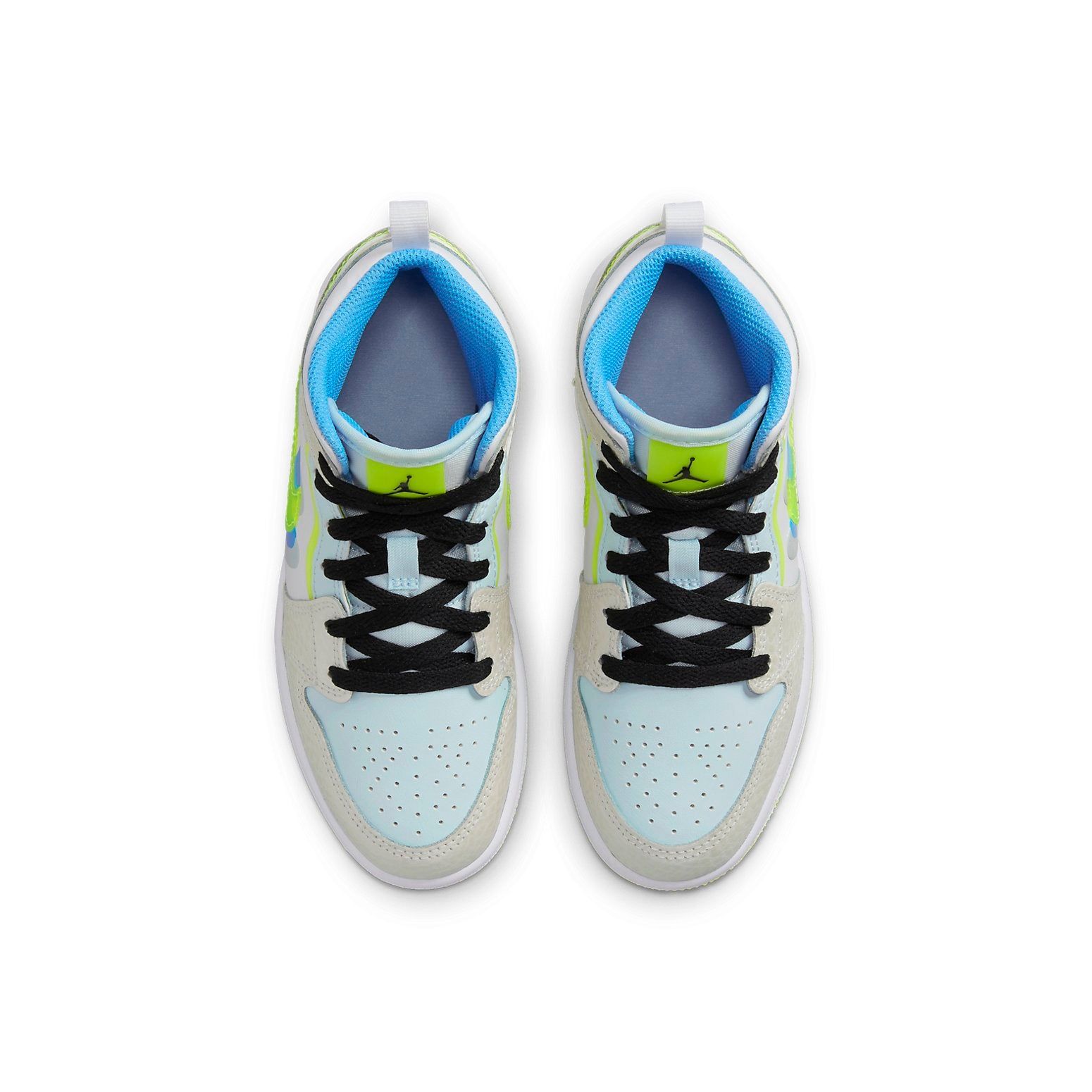 (PS) Air Jordan 1 Mid SE 'Warped Swoosh' DV1320-017 sold by KicksCrew product image thumbnail 4