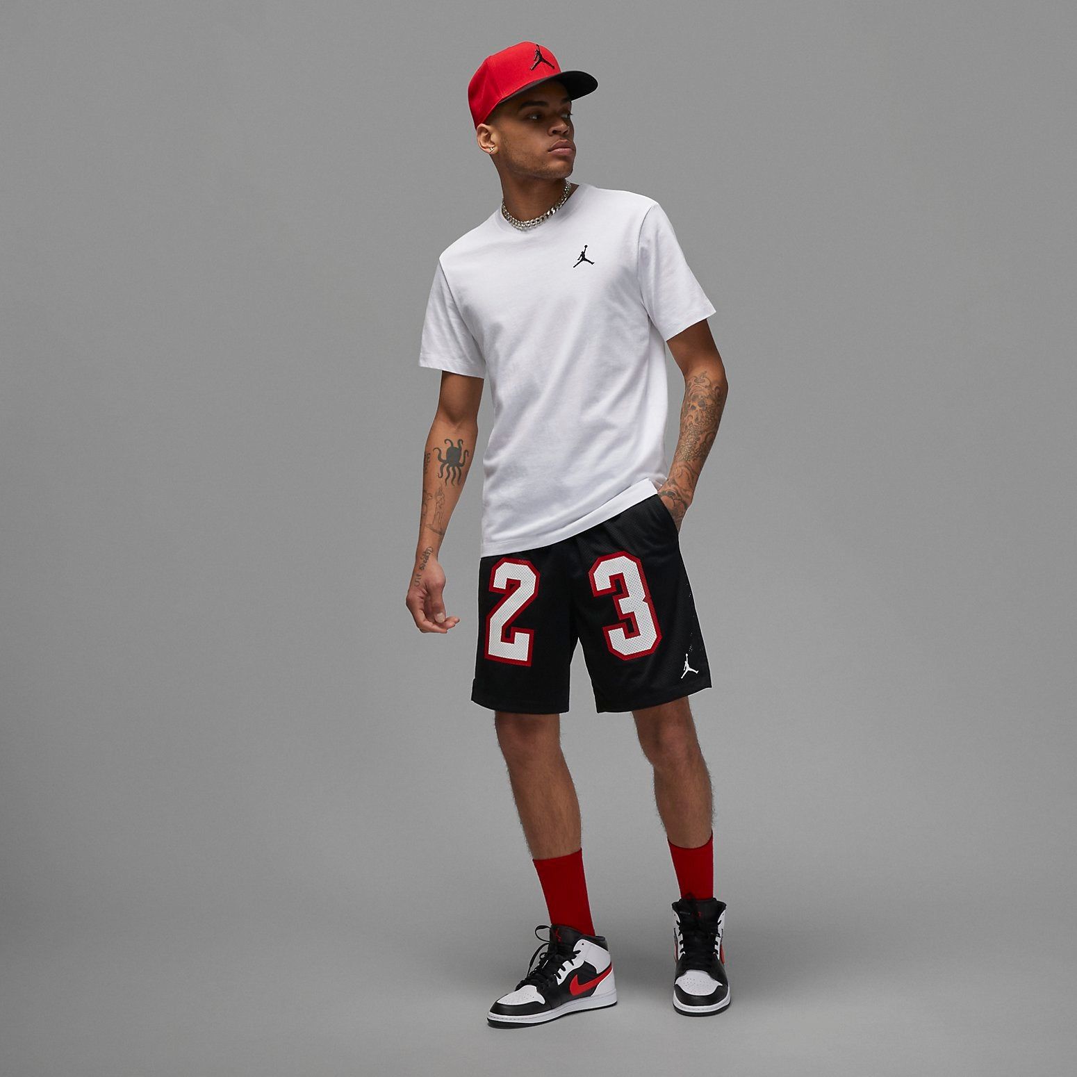 Air Jordan Essentials Graphic Mesh Shorts 'Black' DX9671-010 sold by KicksCrew product image thumbnail 5