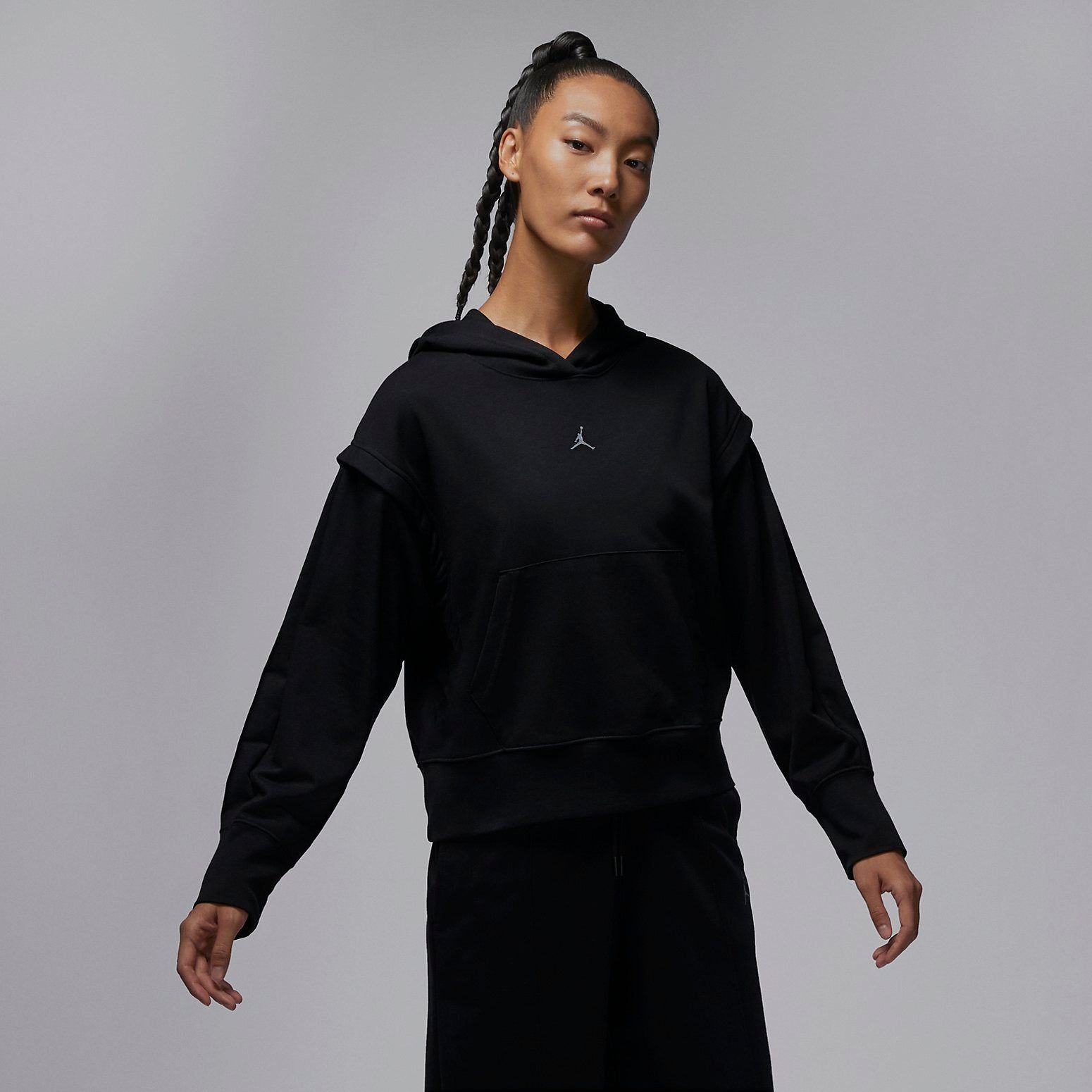 (WMNS) Air Jordan Sport Fleece Hoodie Asia Sizing 'Black' FB4610-010 sold by KicksCrew product image thumbnail 2