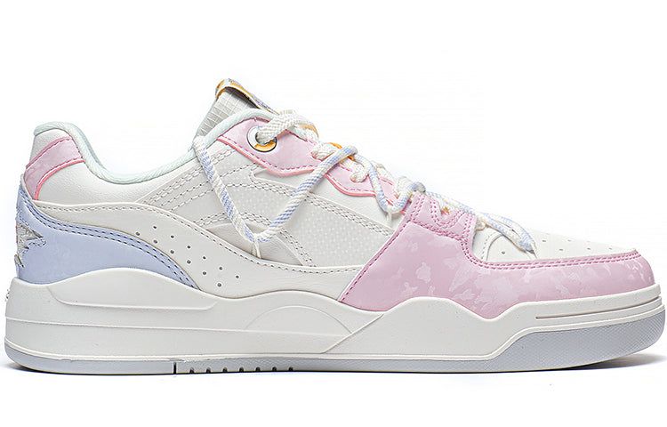 (WMNS) Li-Ning Moon White 'White Pink' AGCS252-11 sold by KicksCrew product image thumbnail 2