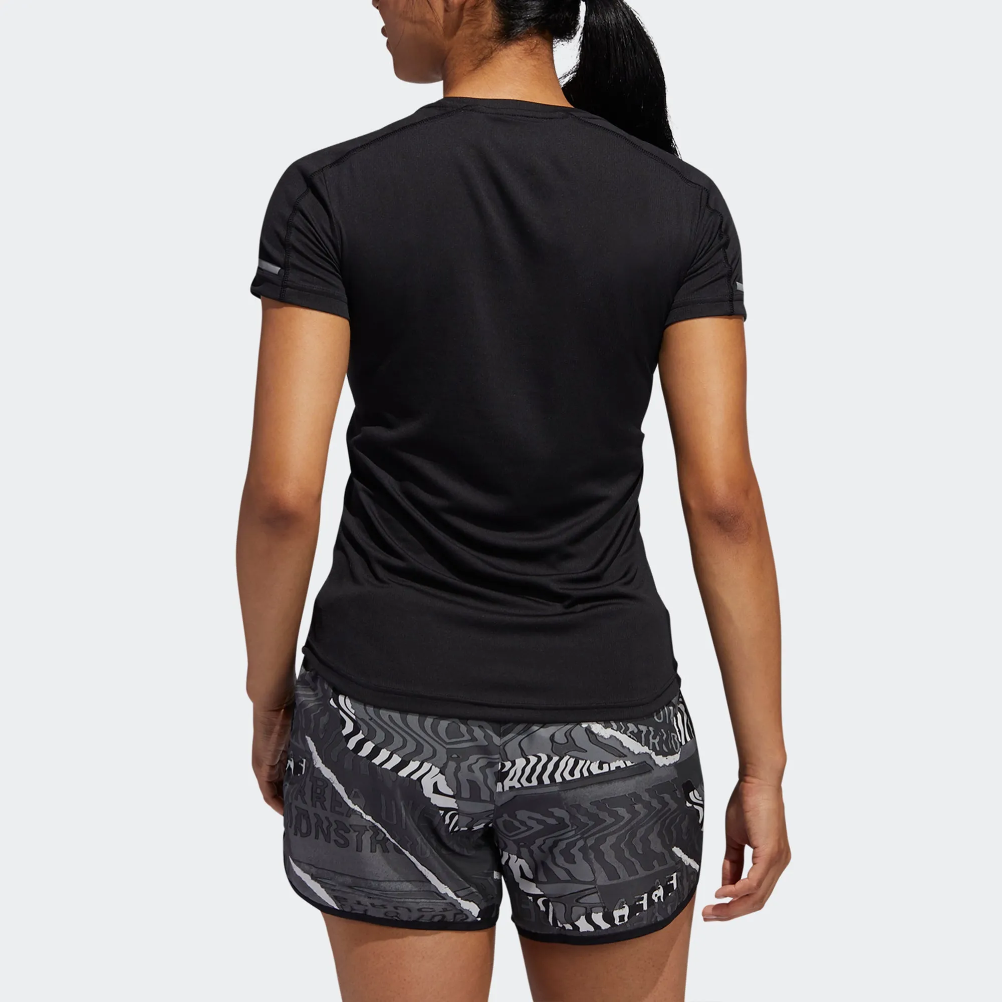 (WMNS) adidas Run It T-Shirt Asia Sizing 'Black' FL7802 sold by KicksCrew product image thumbnail 4