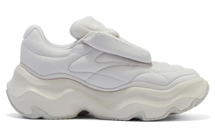 (WMNS) Li-Ning Puff Runner 'White Grey' AZGT072-2 sold by KicksCrew product image thumbnail 2