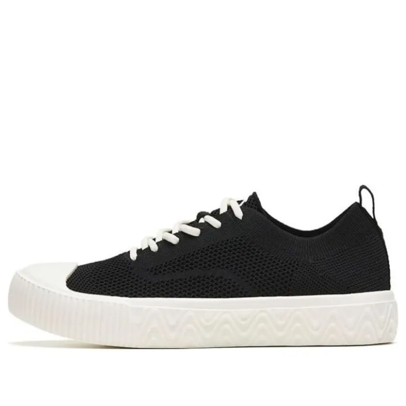 (WMNS) ANTA Low Top Canvas Shoes 'Black White' 922328092-6 sold by KicksCrew
