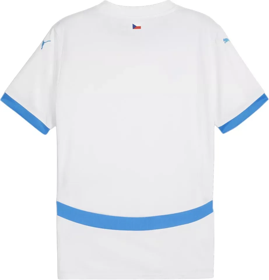 PUMA Czech Republic 24 Away Soccer Jersey 'White' 774128-02 sold by KicksCrew product image thumbnail 2
