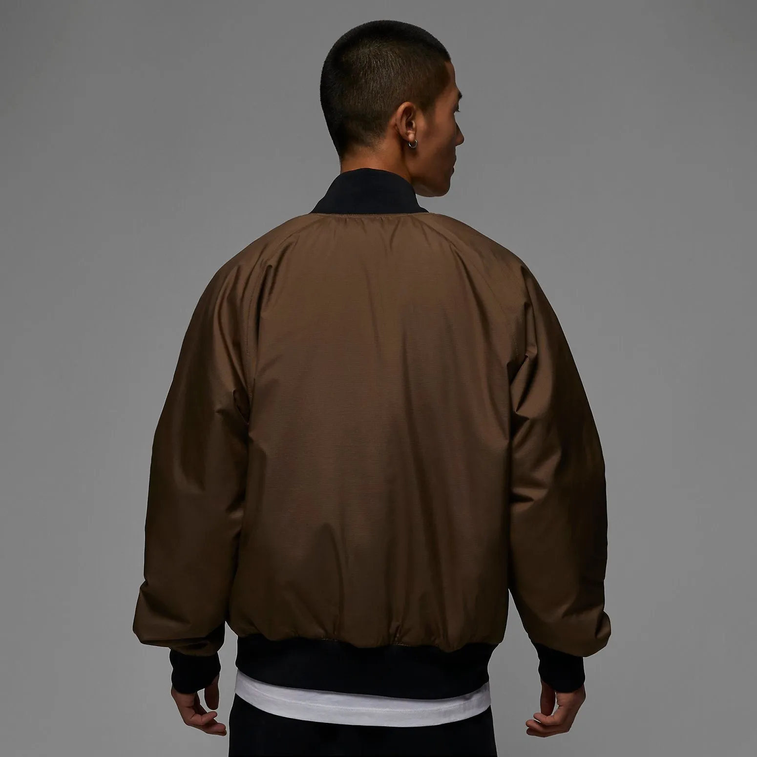 Air Jordan Sport bomber Jacket 'Brown' DV9792-274 sold by KicksCrew product image thumbnail 2