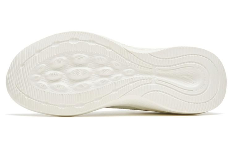 (WMNS) ANTA Lightweight Running Shoes 'White' 922315582-4 sold by KicksCrew product image thumbnail 5