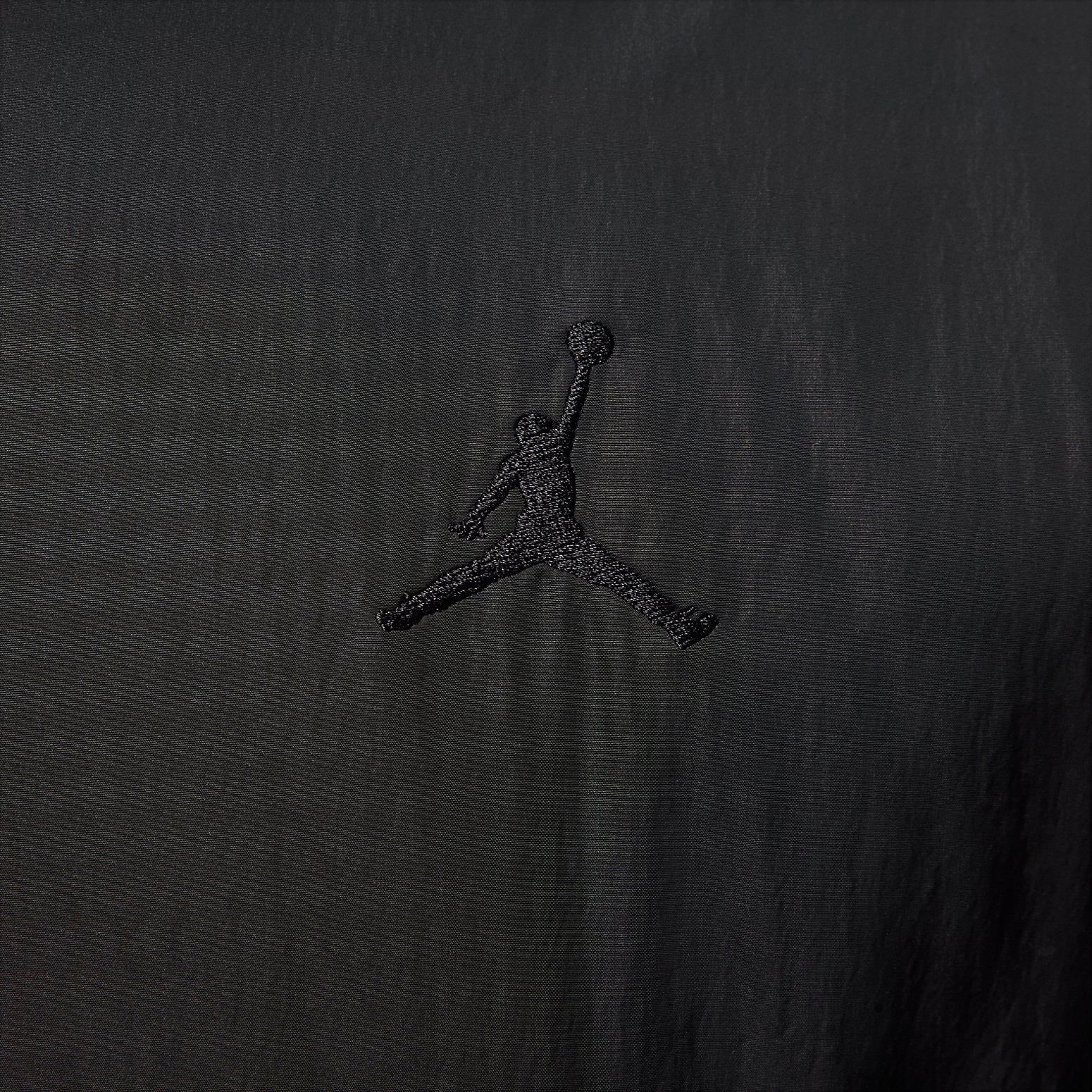 Air Jordan Essentials Renegade Jacket 'Black' FB7317-010 sold by KicksCrew product image thumbnail 5