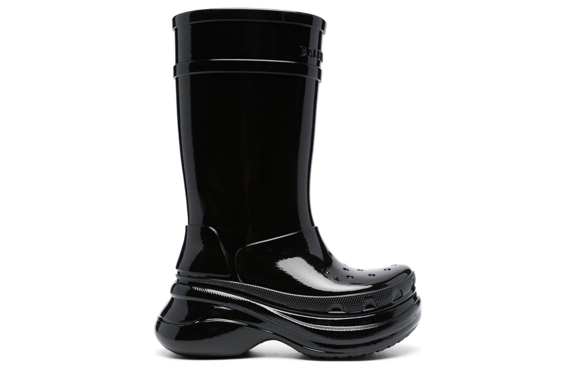 (WMNS) Crocs x Balenciaga Patent-Finish Boots 'Black' 677388W1S8X sold by KicksCrew product image thumbnail 3