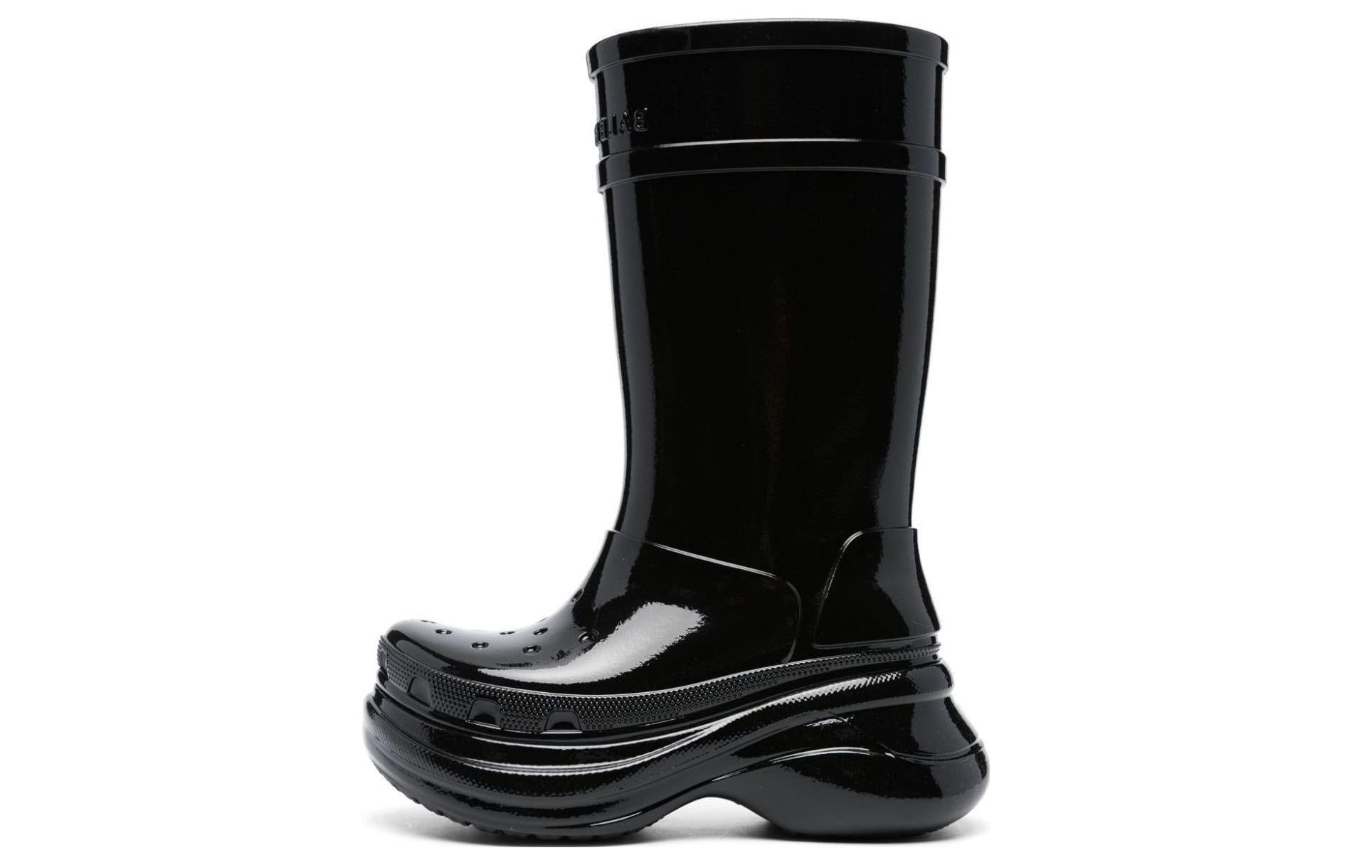 (WMNS) Crocs x Balenciaga Patent-Finish Boots 'Black' 677388W1S8X sold by KicksCrew product image thumbnail 2