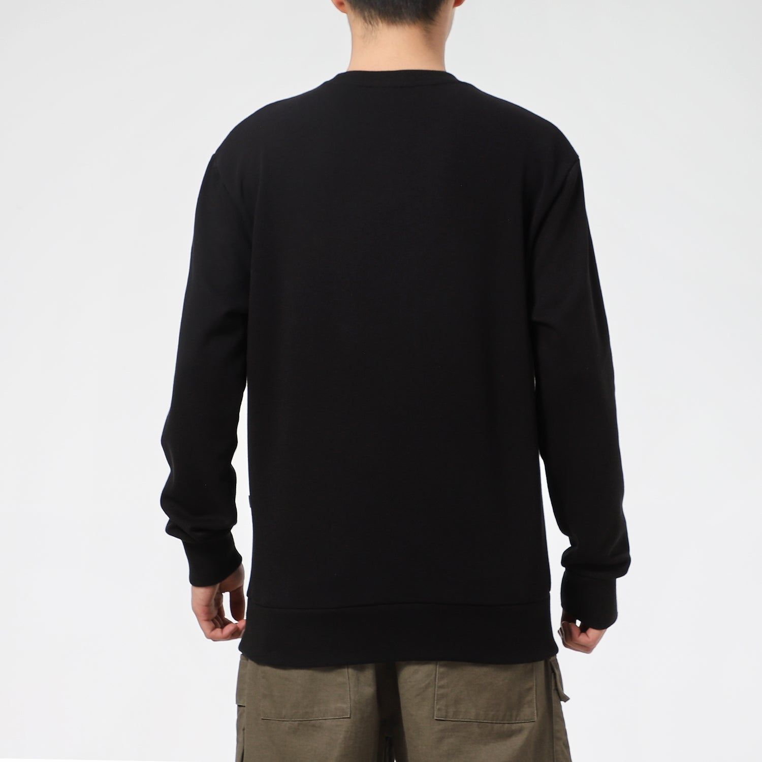Puma Rebel Crew Long Sleeve Sweater 'Black White' 531293-01 sold by KicksCrew product image thumbnail 5