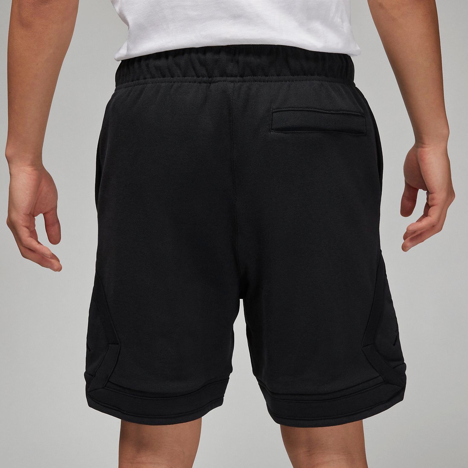 Air Jordan Essentials Statement Fleece Shorts 'Black' DQ7473-011 sold by KicksCrew product image thumbnail 2