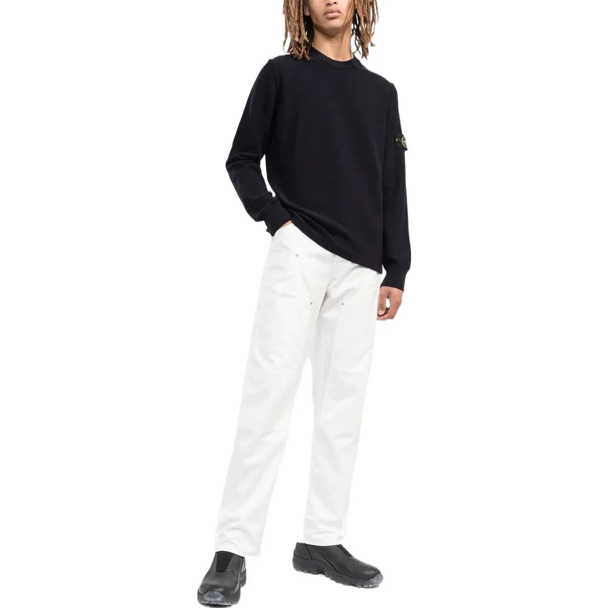 STONE ISLAND Logo Patch Sleeved Crewneck Sweatshirt 'Black' 7715526A1-V0020 sold by KicksCrew product image thumbnail 2