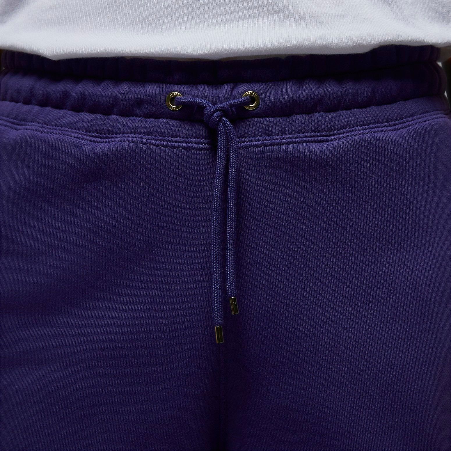 (WMNS) Air Jordan Flight Fleece Trousers 'Dark Purple' FB5114-502 sold by KicksCrew product image thumbnail 2