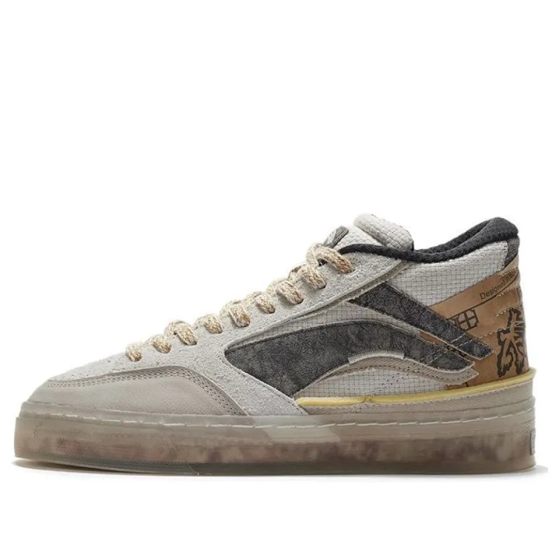 Li-Ning BadFive Wave 180 'Young N Rich' AECR125-1 sold by KicksCrew