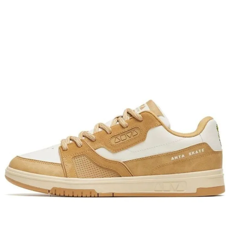 (WMNS) ANTA 'Brown White' 122248090S-2 sold by KicksCrew
