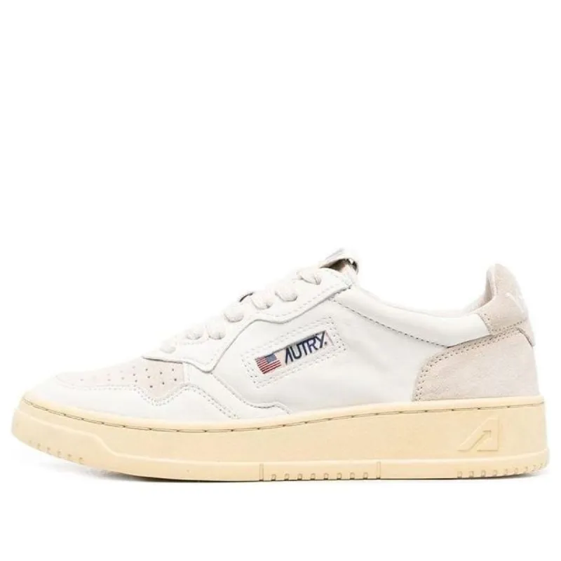(WMNS) AUTRY Medalist Leather and Suede 'White Sand' AULW-SL01 sold by KicksCrew
