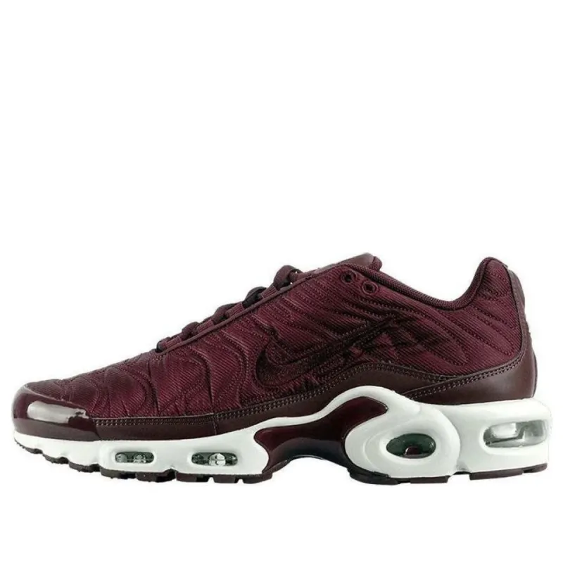 (WMNS) Nike Air Max Plus SE 'Metallic Mahogany' 862201-900 sold by KicksCrew