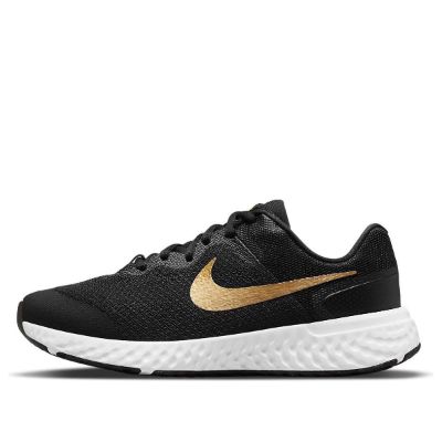 (GS) Nike Revolution 6 4E Wide 'Black Metallic Gold' DN8207-002 sold by KicksCrew