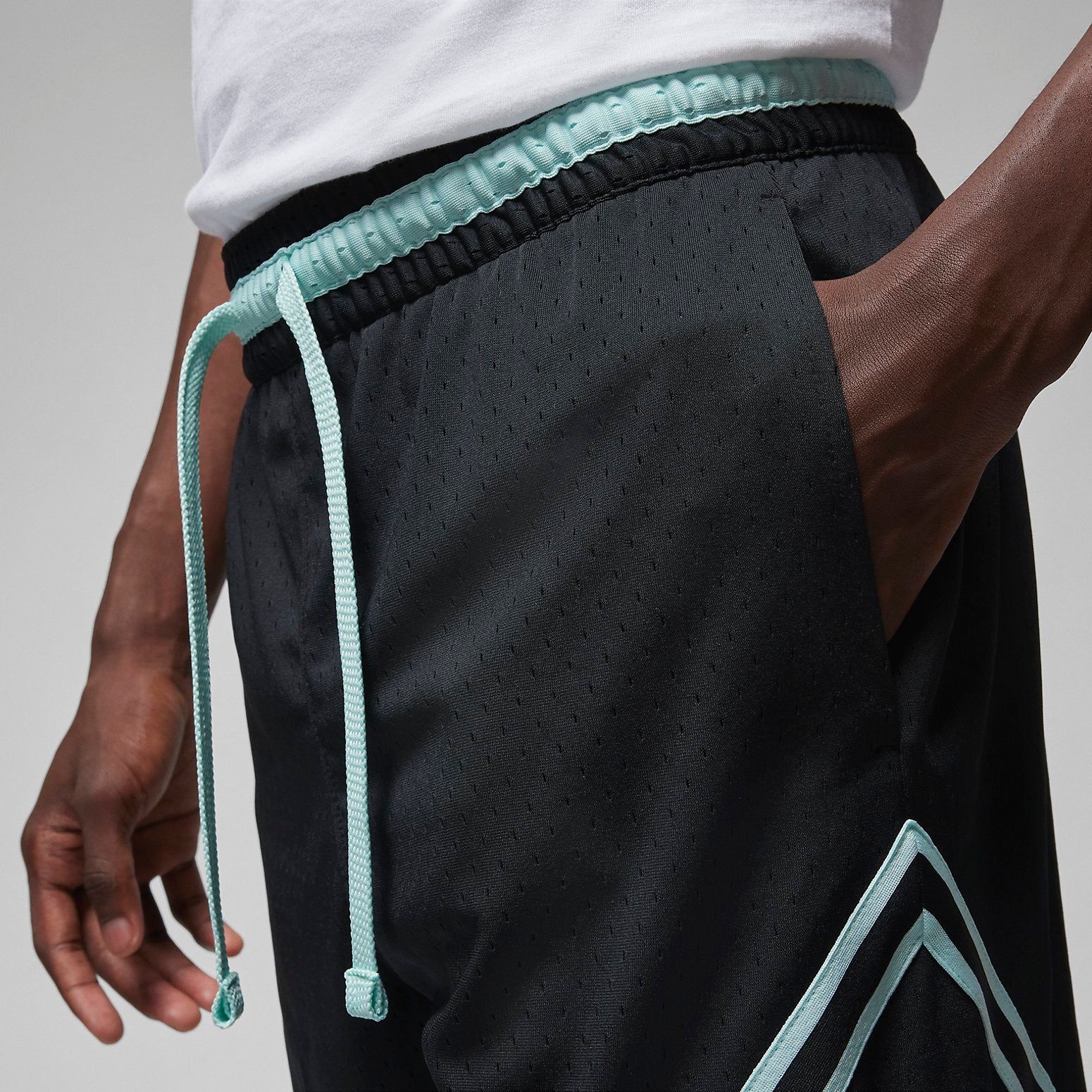 Air Jordan Sport Diamond Shorts 'Black Tropical Twist' DX1488-014 sold by KicksCrew product image thumbnail 4
