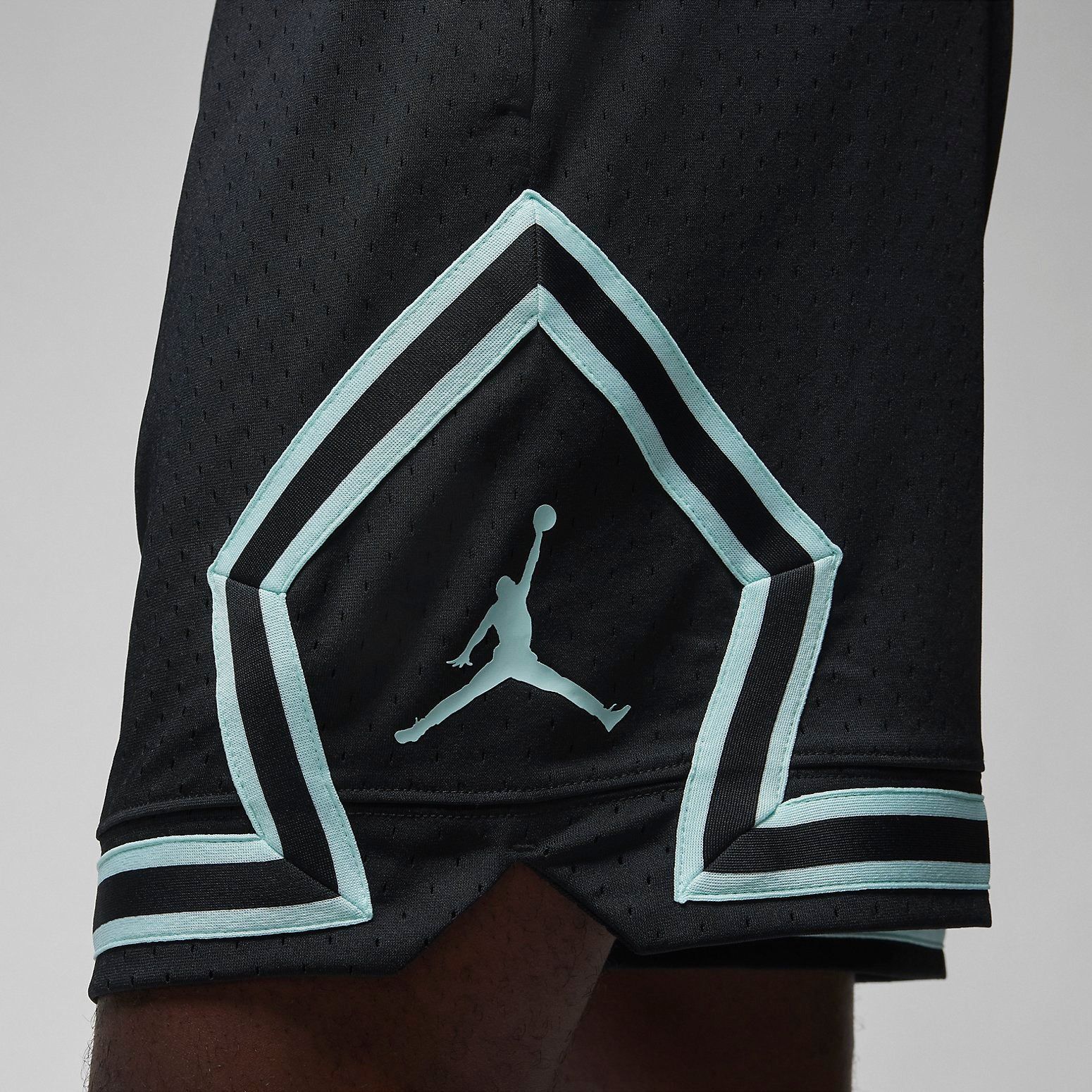 Air Jordan Sport Diamond Shorts 'Black Tropical Twist' DX1488-014 sold by KicksCrew product image thumbnail 2