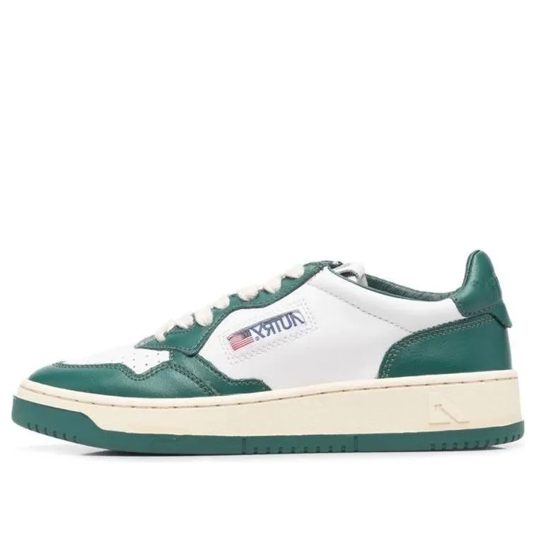 (WMNS) AUTRY Medalist Low Bicolor 'White Green' AULW-WB11 sold by KicksCrew