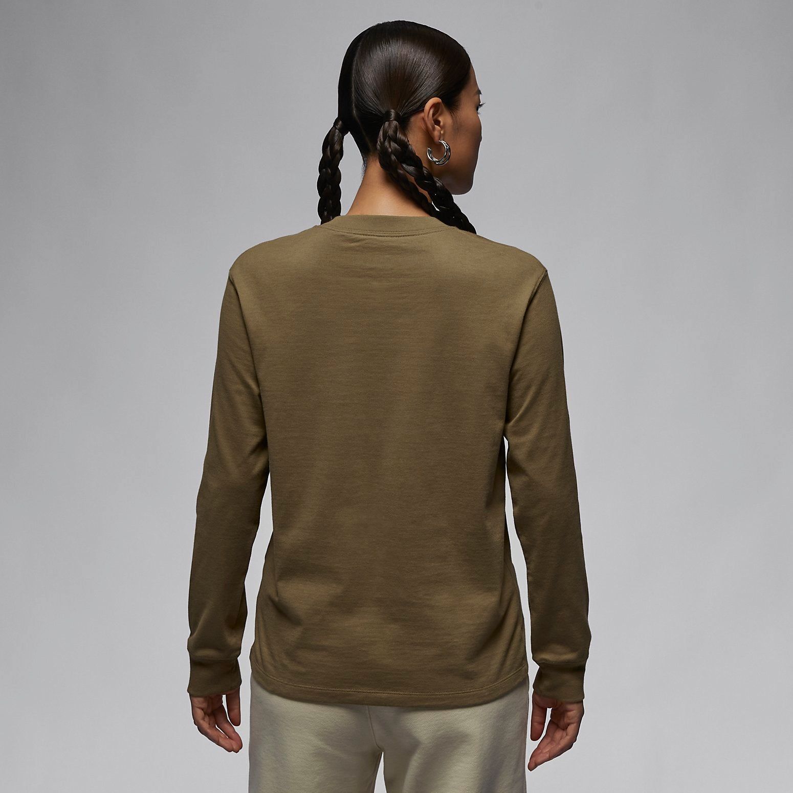 (WMNS) Air Jordan x Nike Long-Sleeve Graphic T-Shirt 'Olivegreen' FD7206-395 sold by KicksCrew product image thumbnail 3