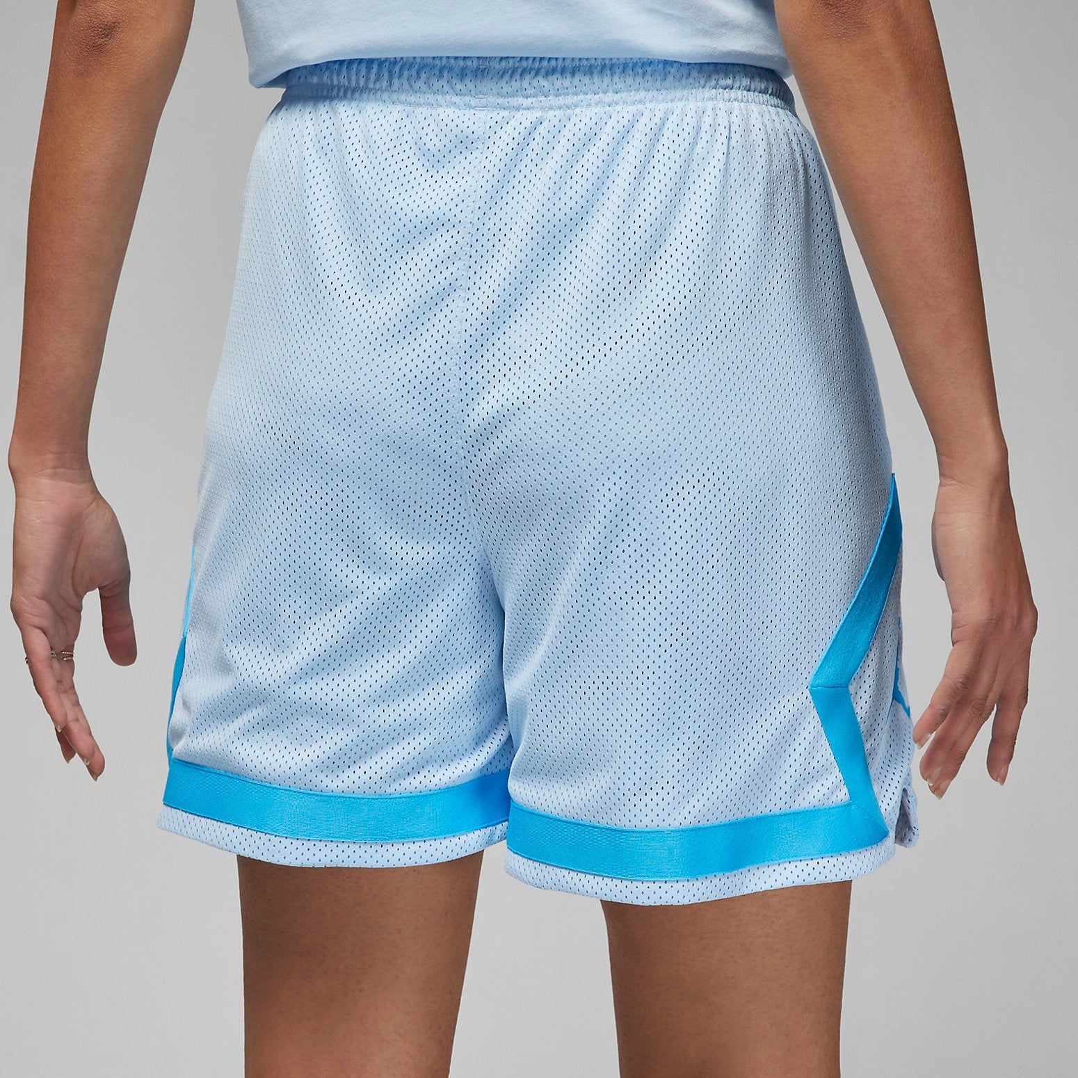 (WMNS) Air Jordan Heritage Diamond Shorts 'Blue' DO5032-411 sold by KicksCrew product image thumbnail 4