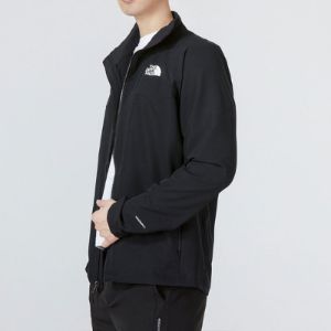 THE NORTH FACE Track Jacket 'Black' NF0A7WAK-JK3 sold by KicksCrew