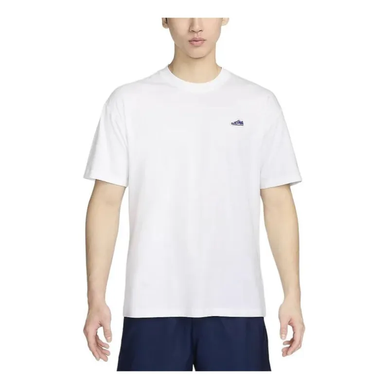 Nike Sportswear Dunk Patch T-shirt Asia Sizing 'White' FV3752-100 sold by KicksCrew