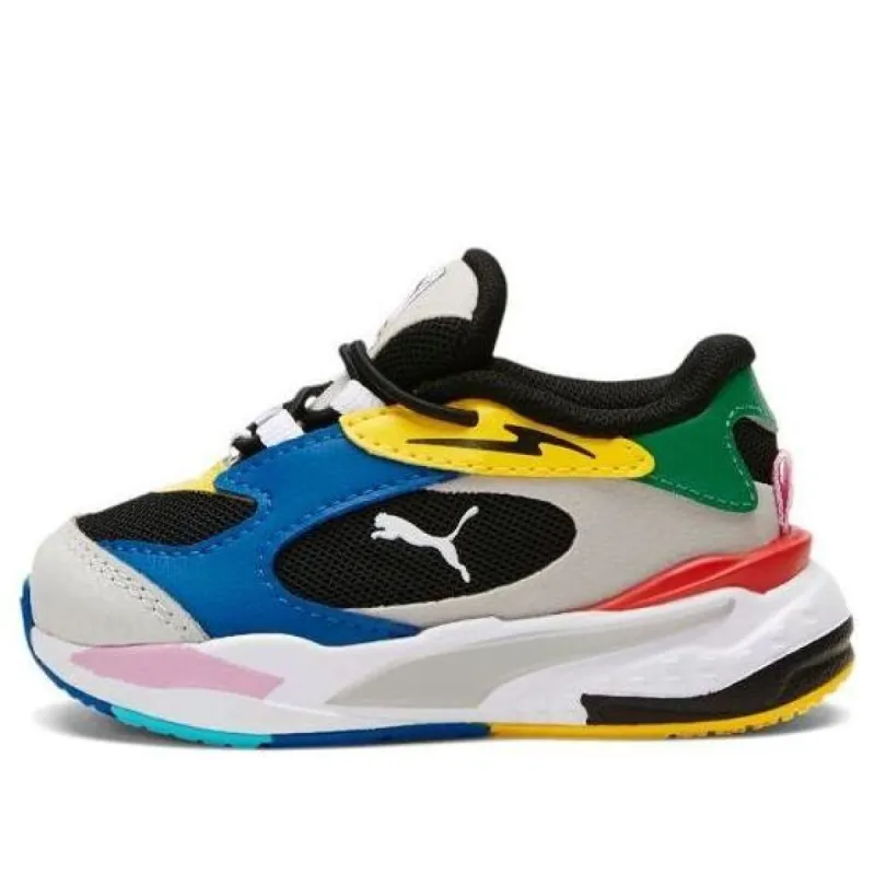 (TD) Puma RS-Fast 'International Flags' 381564-01 sold by KicksCrew