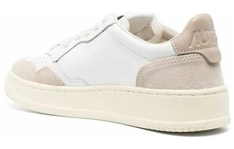 (WMNS) AUTRY Medalist Low Leather and Suede 'White Beige' AULW-LS58 sold by KicksCrew product image thumbnail 3