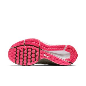 Nike Zoom Winflo 5      AA7414-011 sold by KicksCrew