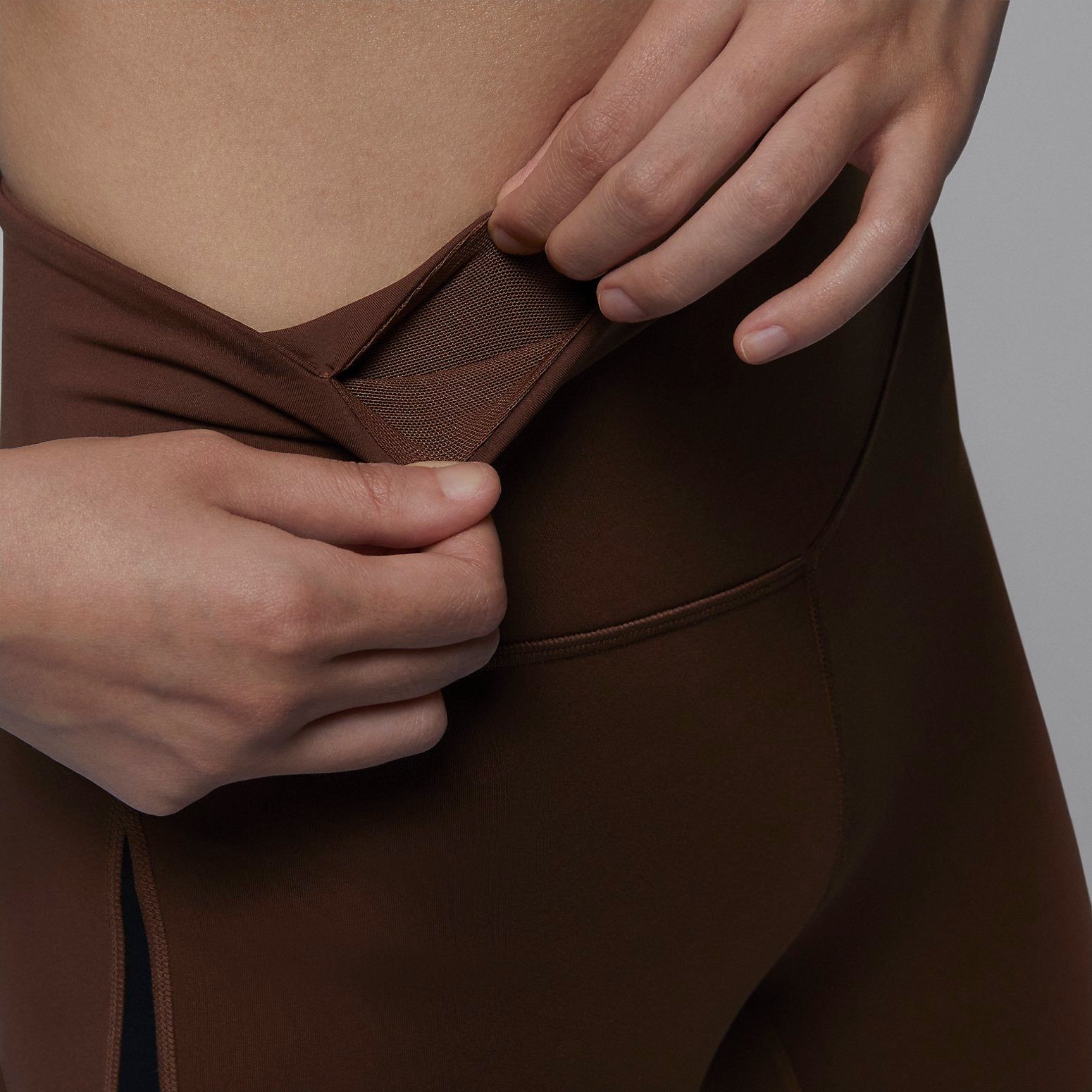 (WMNS) Air Jordan Sport Tech Leggings 'Brown' FB4648-259 sold by KicksCrew product image thumbnail 2