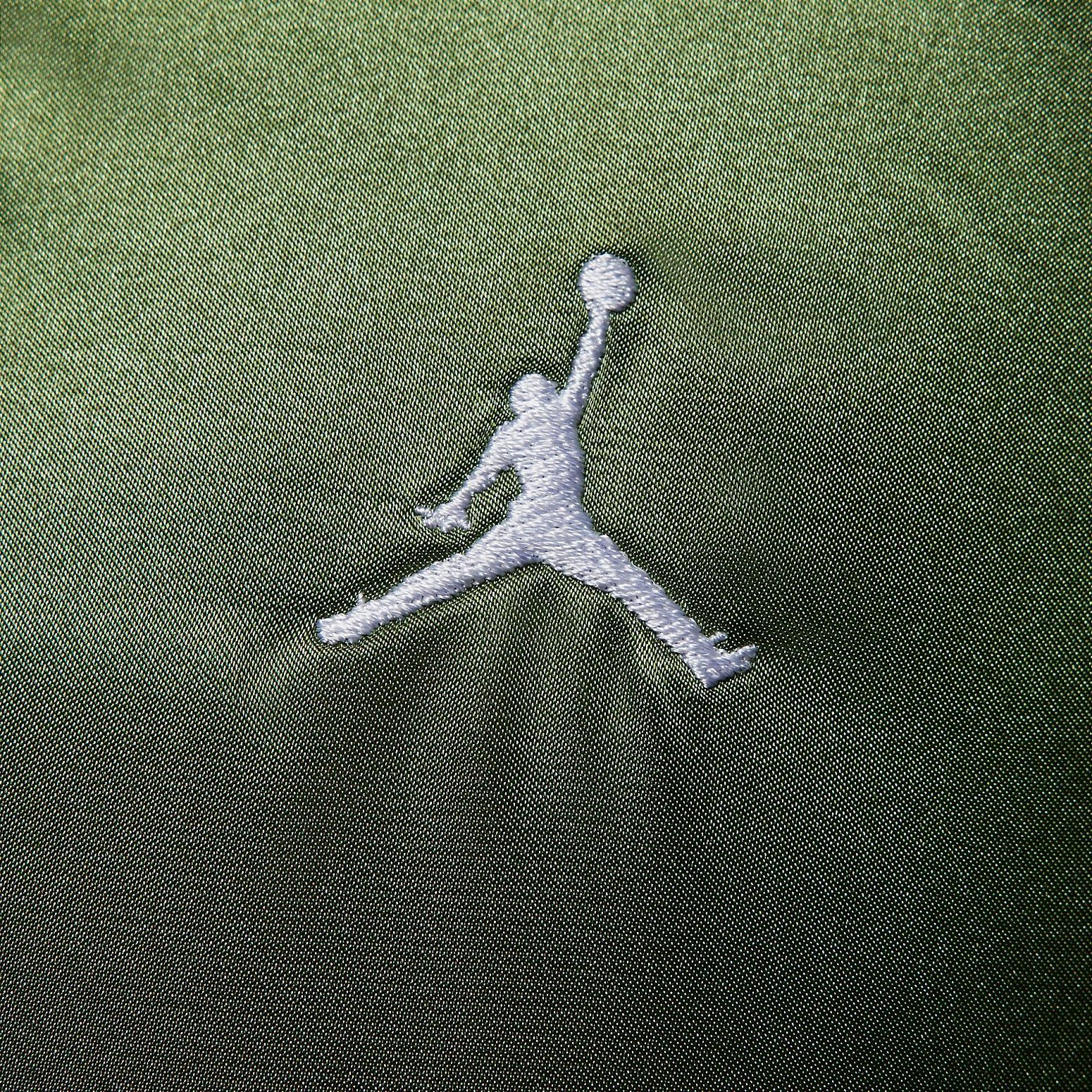 (WMNS) Air Jordan Varsity Jacket 'Green' FB5154-340 sold by KicksCrew product image thumbnail 3