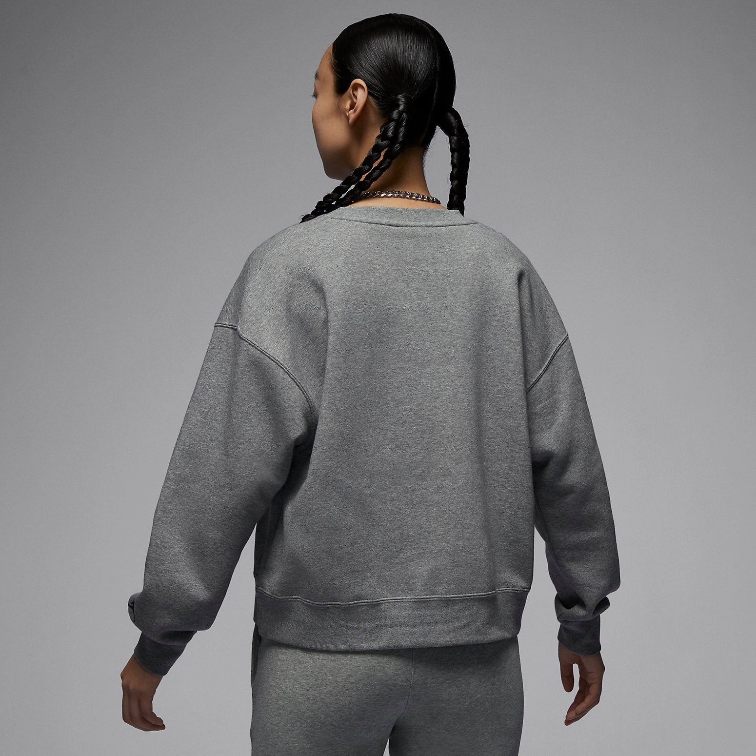 (WMNS) Air Jordan Crew-Neck Sweatshirt 'Grey' FZ2140-091 sold by KicksCrew product image thumbnail 3