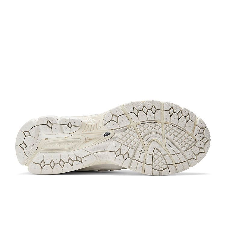 New Balance NB 1906R 'Protection Pack White' M1906DE sold by KicksCrew product image thumbnail 5