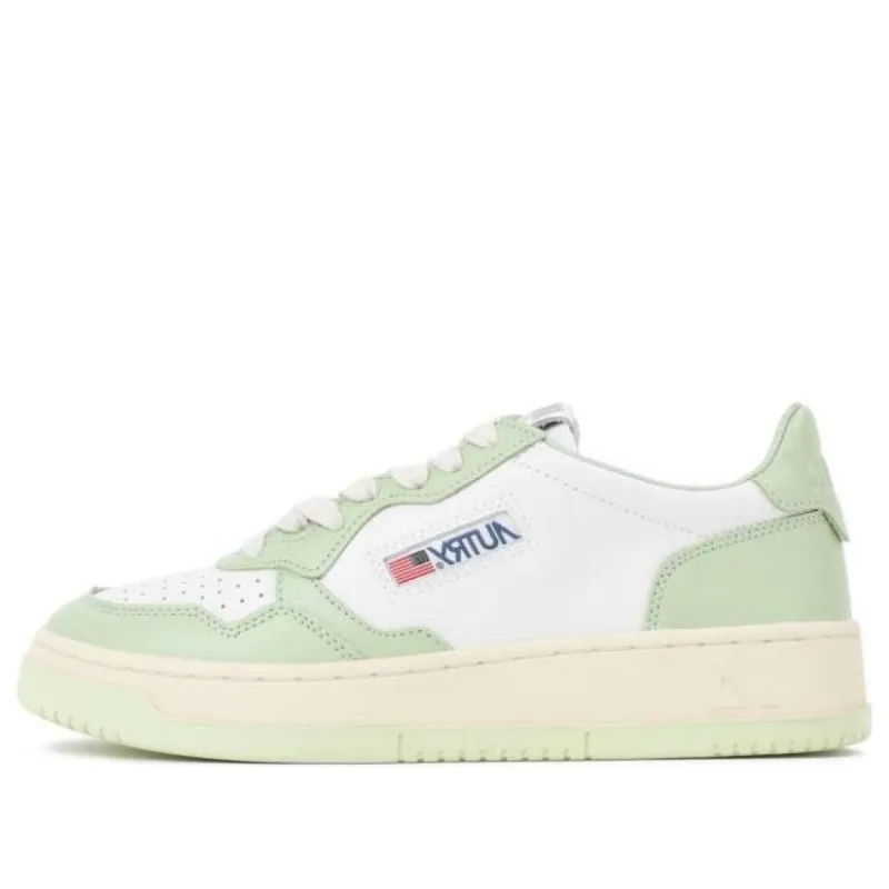 (WMNS) AUTRY Medalist Low Top Bicolor 'White Green' AULW-WB24 sold by KicksCrew