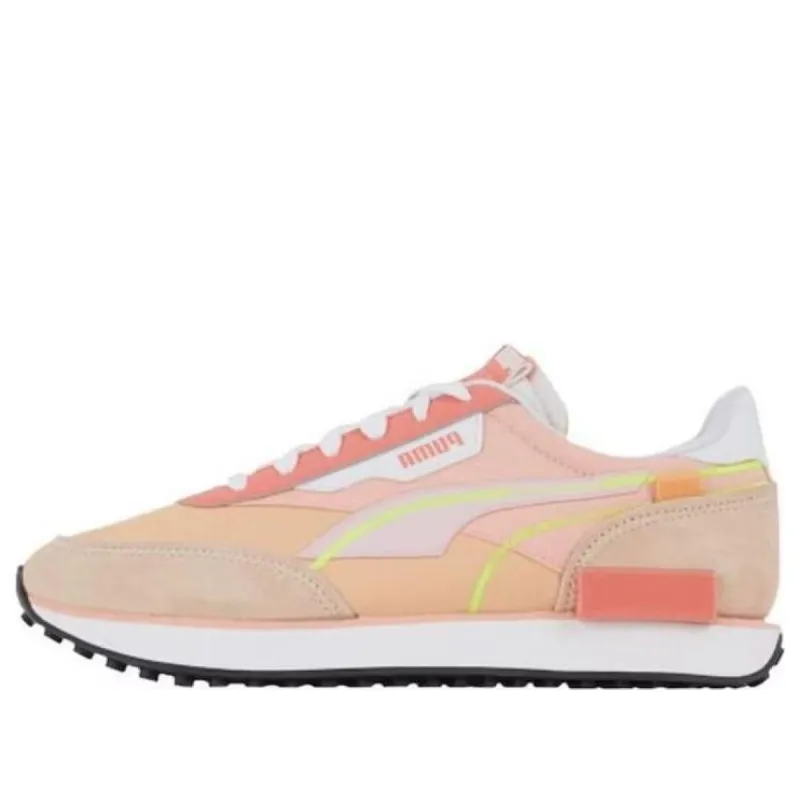 WMNS) New Balance x Calia 327 Sneakers 'Beige White
