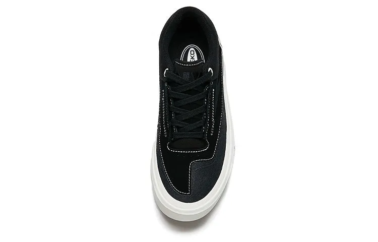 (WMNS) ANTA Ao Li 'Black White' 122218011-1 sold by KicksCrew product image thumbnail 3