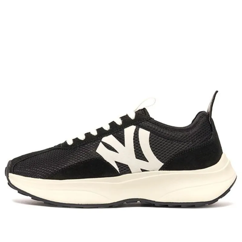MLB chunky jogger seambal Yankees 'Black White' 3ASXXB21N-50BKS sold by KicksCrew