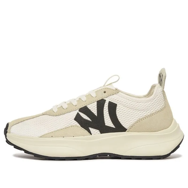 MLB Chunky Jogger Seamball Yankees 'Beige Black' 3ASXXB21N-50IVS sold by KicksCrew