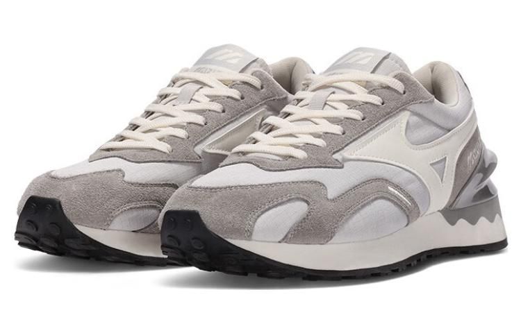 Mizuno LG 70s Elite 'Grey White' D1GH213010 sold by KicksCrew product image thumbnail 3