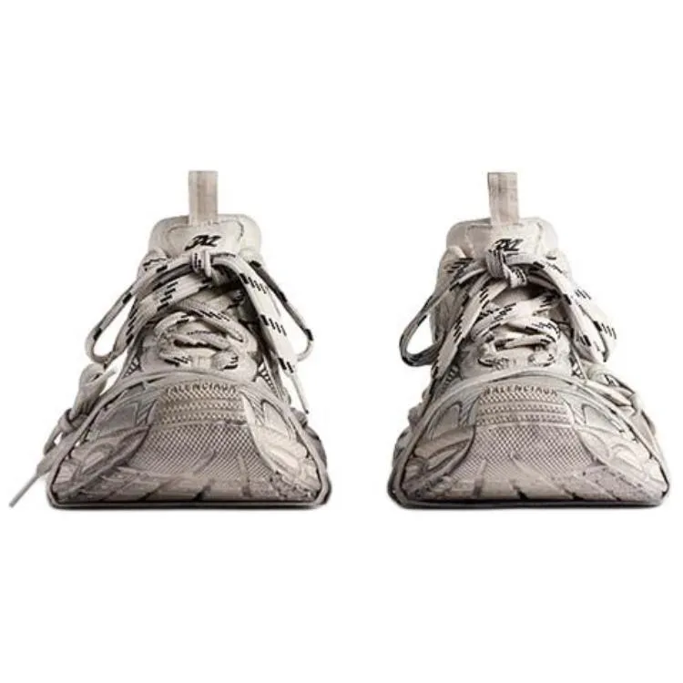 スニーカー BALENCIAGA Men Sneakers 734734W3XDC 2002 Beige Balenciaga Men's 3XL Sneaker in Beige Balenciaga