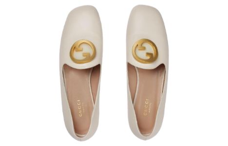 (WMNS) GUCCI Logo Plaque Loafers 'White' 723395-C9D00-9022 sold by KicksCrew